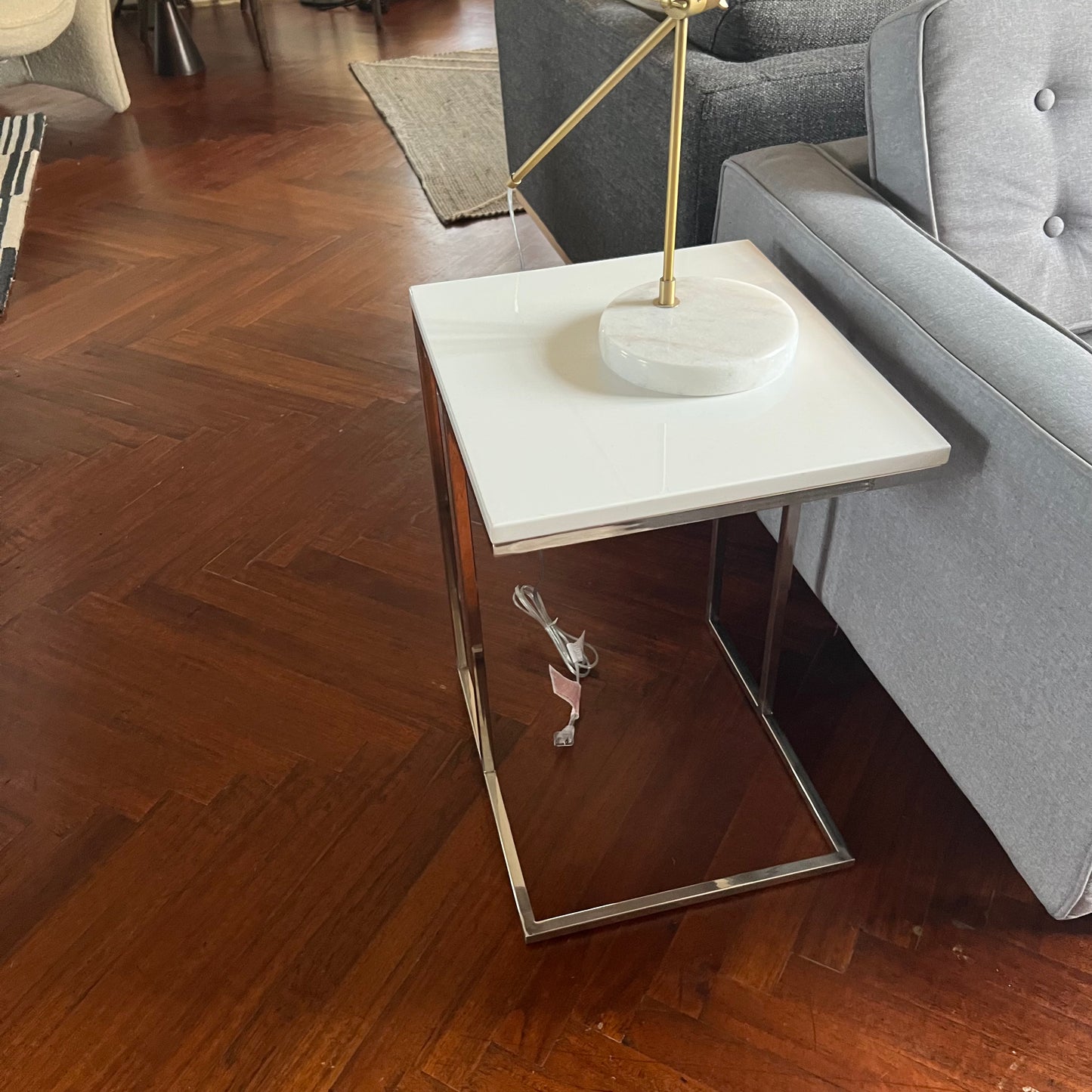 Posta Accent Table