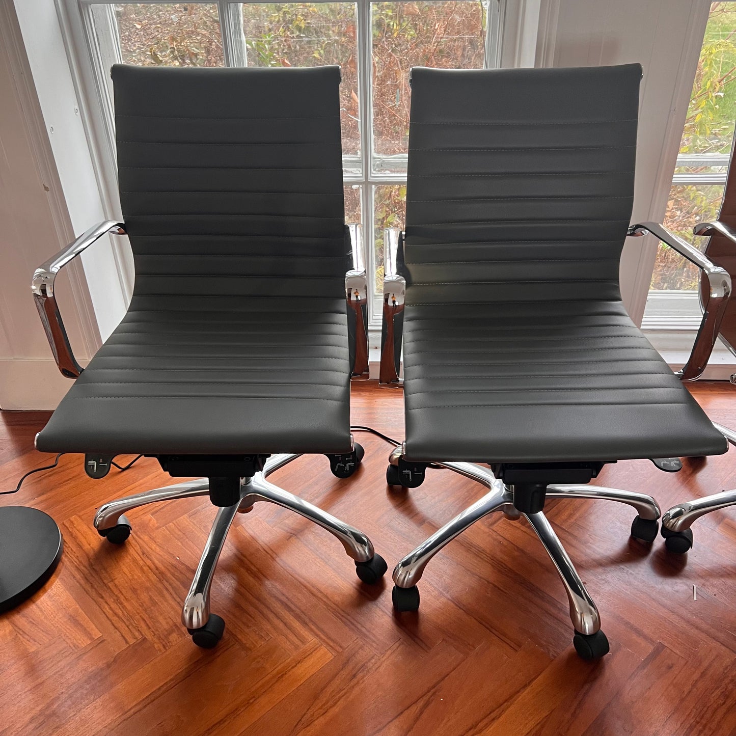 Omega Swivel Office Chair